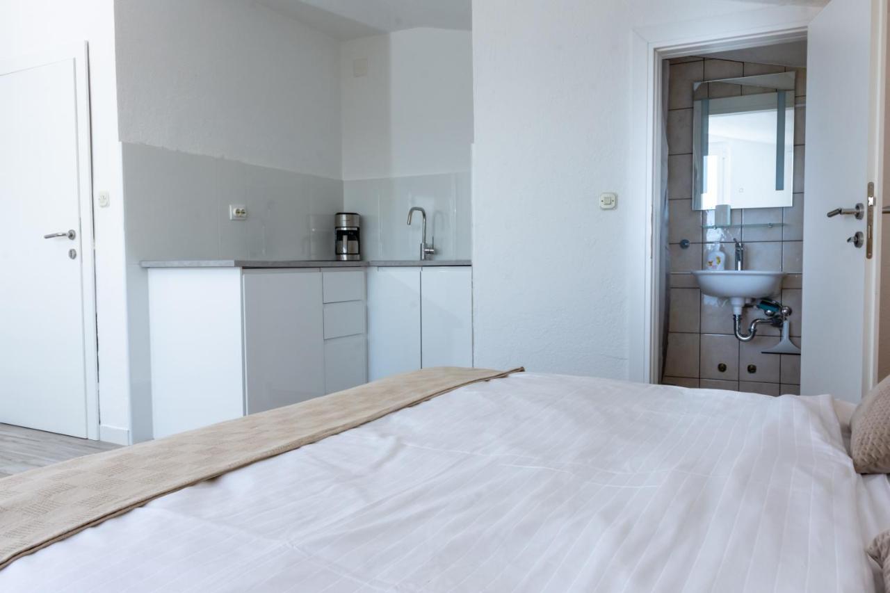 The View Split. Highlight With Roof-Top-Terrace And Pool Kaštela المظهر الخارجي الصورة