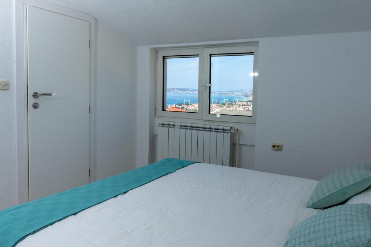 The View Split. Highlight With Roof-Top-Terrace And Pool Kaštela المظهر الخارجي الصورة